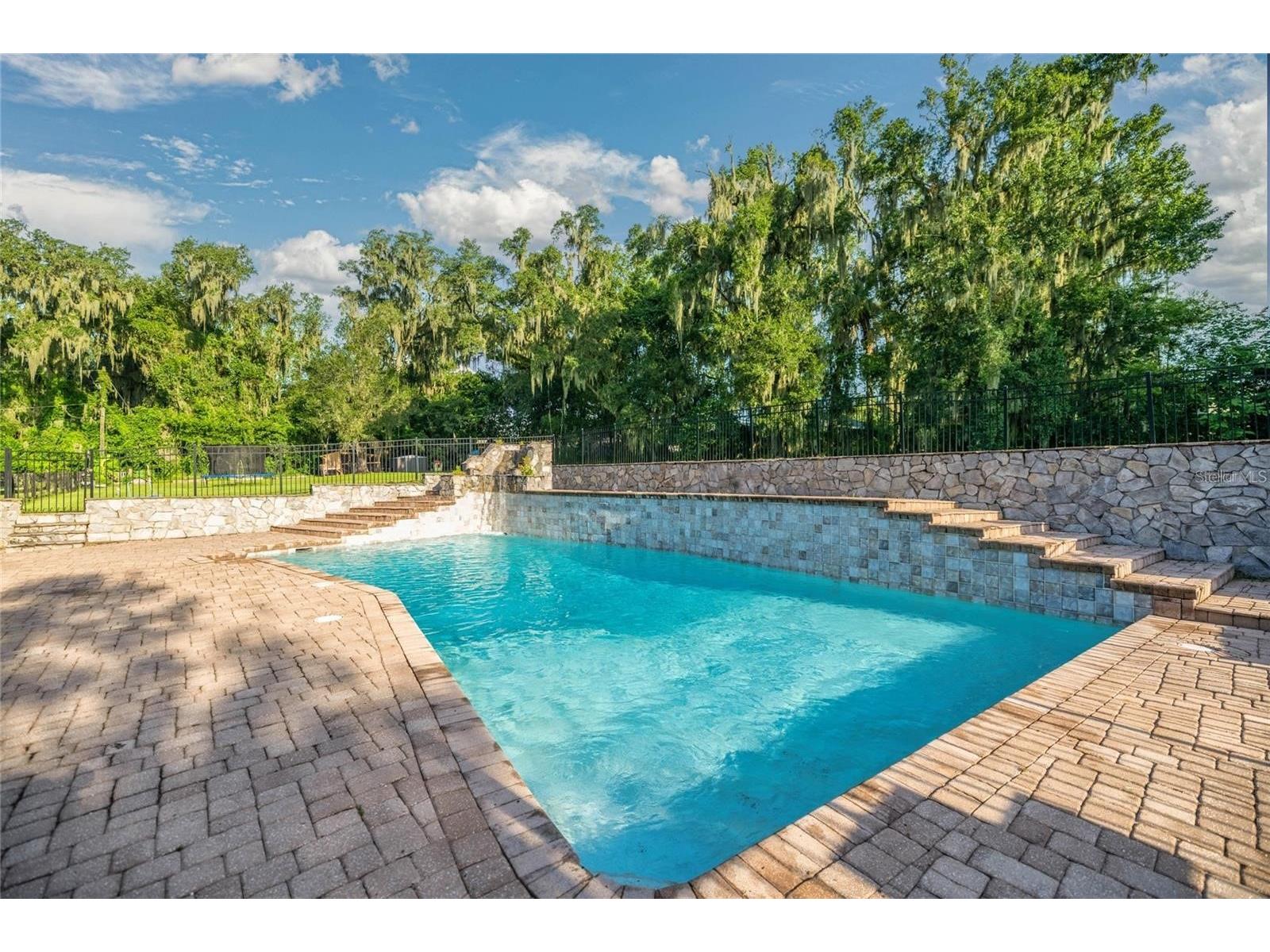 2401 SE 26th Street Ocala FL 34471 OM719182 image4