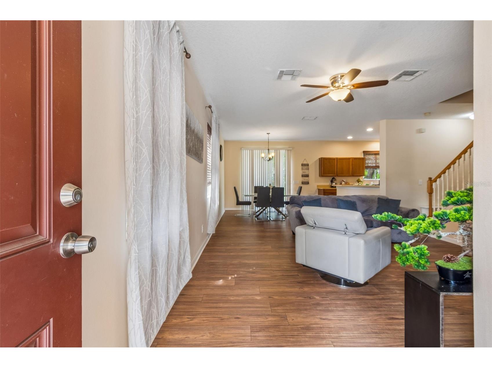 2401 Silvermoss Drive Wesley Chapel FL 33544 TB8492887 image5