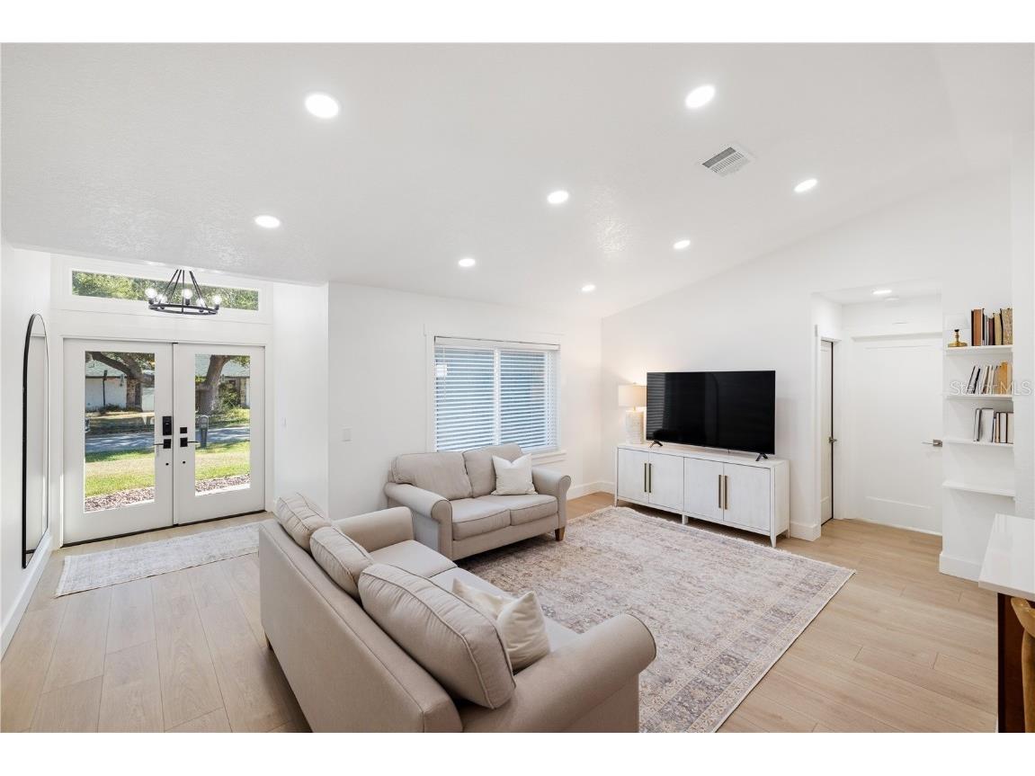 2401 Tamarind Street Port Charlotte FL 33948 A4673116 image4