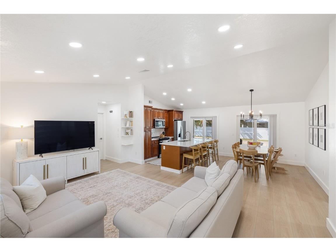 2401 Tamarind Street Port Charlotte FL 33948 A4673116 image7