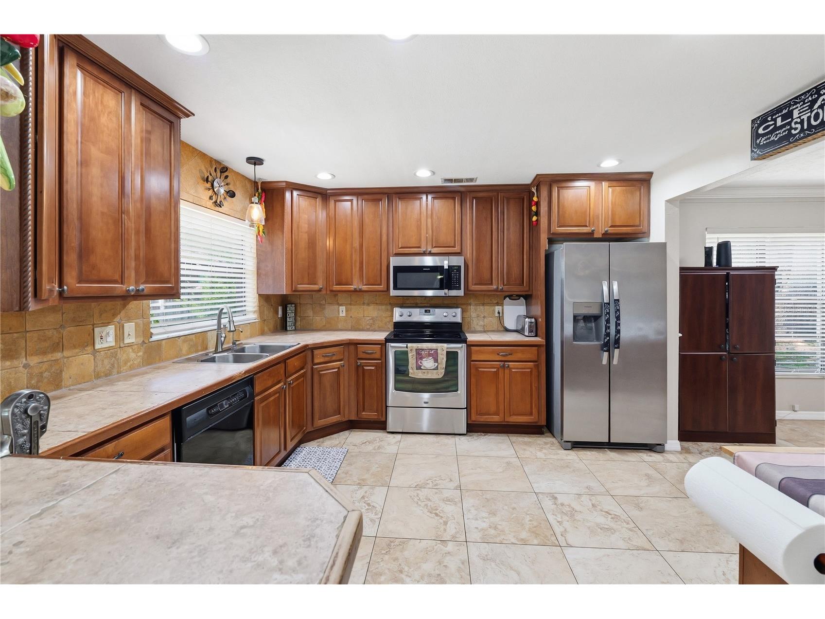 24016 Starling Circle Land O Lakes FL 34639 TB8521638 image7