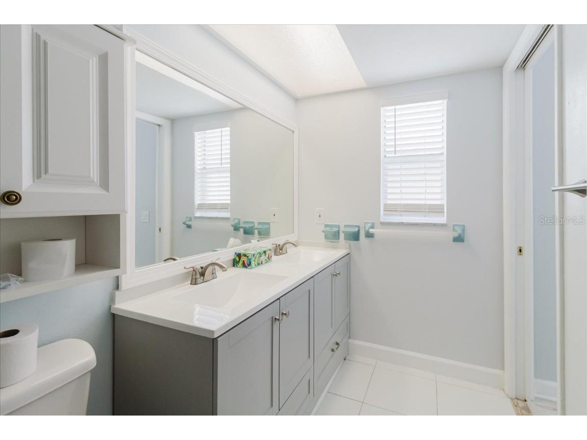 2402 16th Street W Palmetto FL 34221 TB8442485 image18