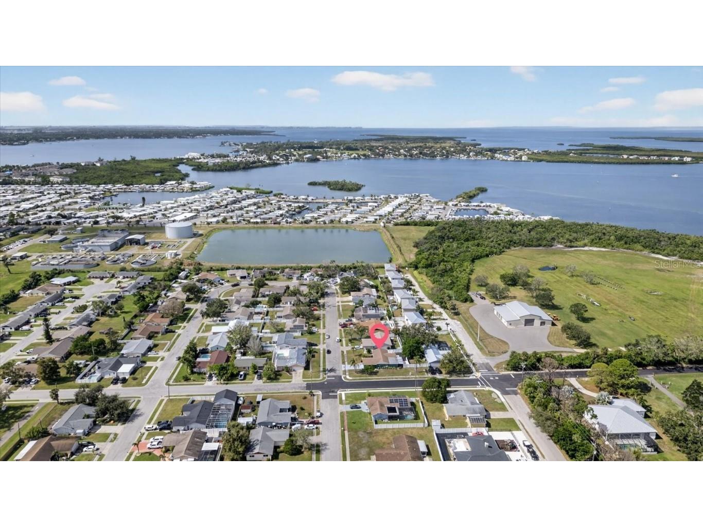 2402 16th Street W Palmetto FL 34221 TB8442485 image3