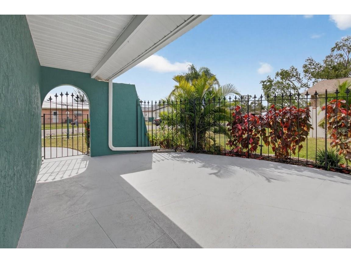 2402 16th Street W Palmetto FL 34221 TB8442485 image6