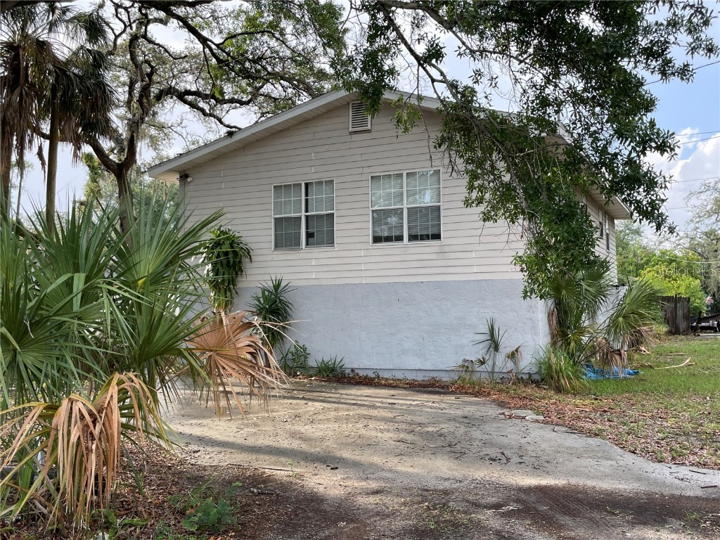 2402 Cassell Street Tampa FL 33605 T3447541 image1