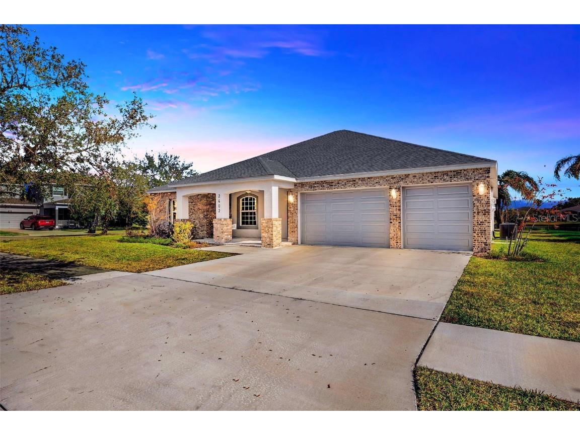 2402 Cumberland Cliff Drive Ruskin FL 33570 TB8339370 image1