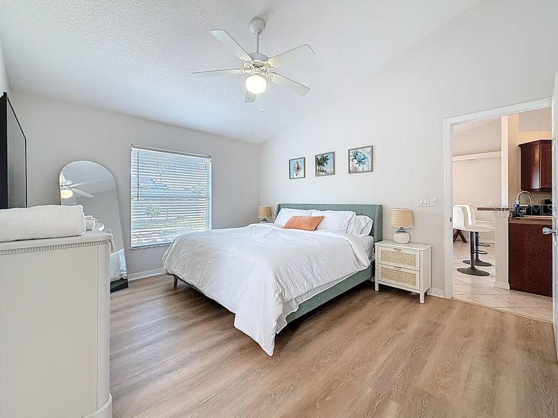 2402 Dryer Avenue Largo FL 33770 TB8485574 image22