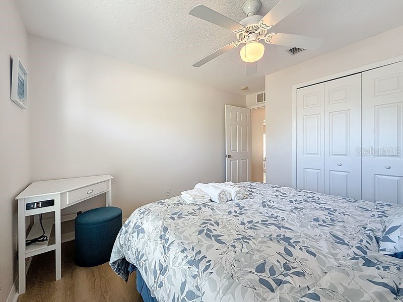 2402 Dryer Avenue Largo FL 33770 TB8485574 image33