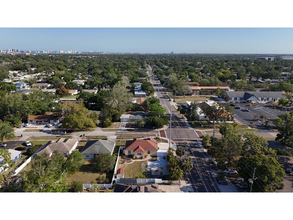 2402 Dryer Avenue Largo FL 33770 TB8485574 image47