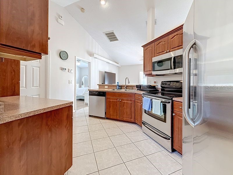 2402 Dryer Avenue Largo FL 33770 TB8485574 image6