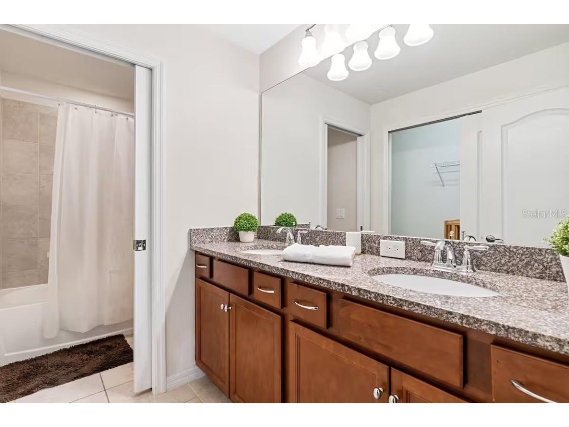 2402 Dubai Street Kissimmee FL 34747 O6341750 image33