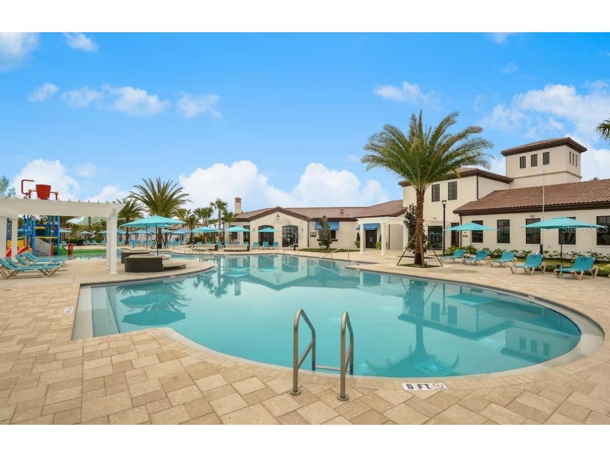 2402 Dubai Street Kissimmee FL 34747 O6341750 image60