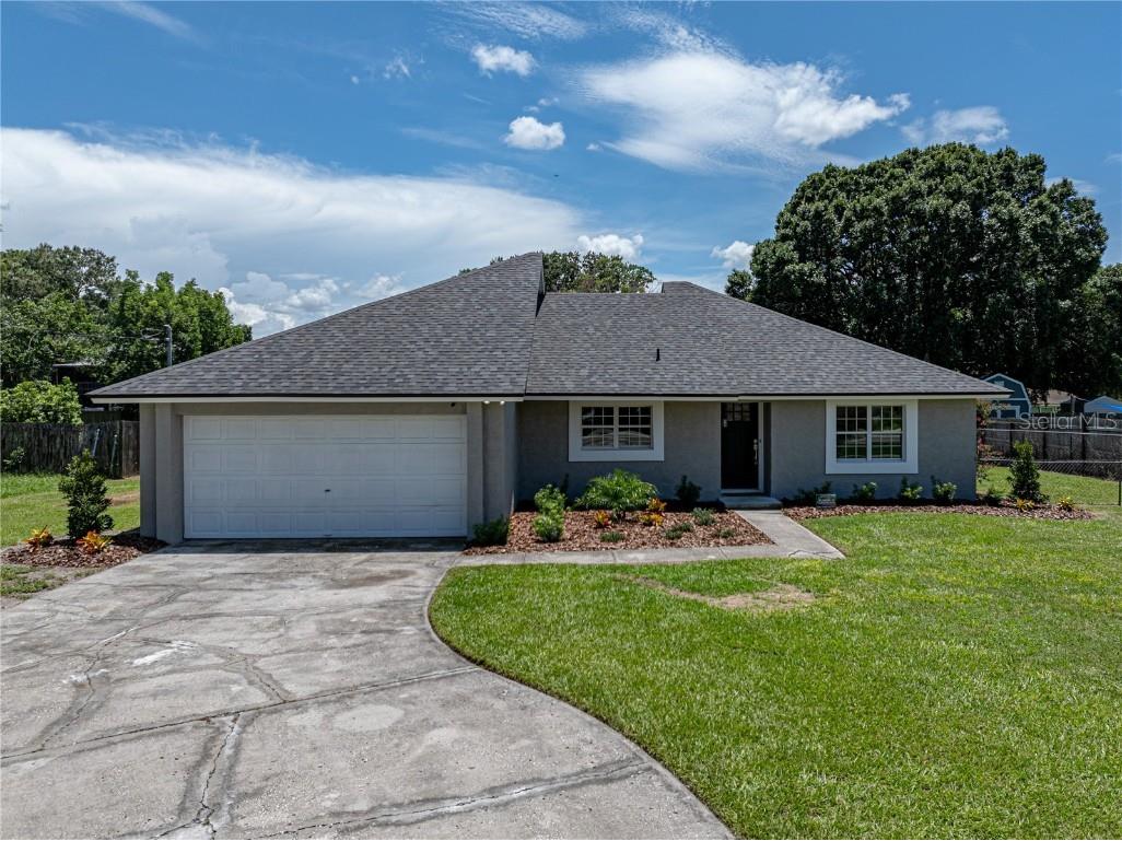 2402 Duff Road Lakeland FL 33810 L4946591 image1