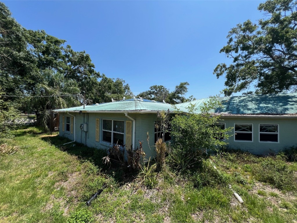 2402 E 148th Avenue Lutz FL 33549 TB8389719 image1