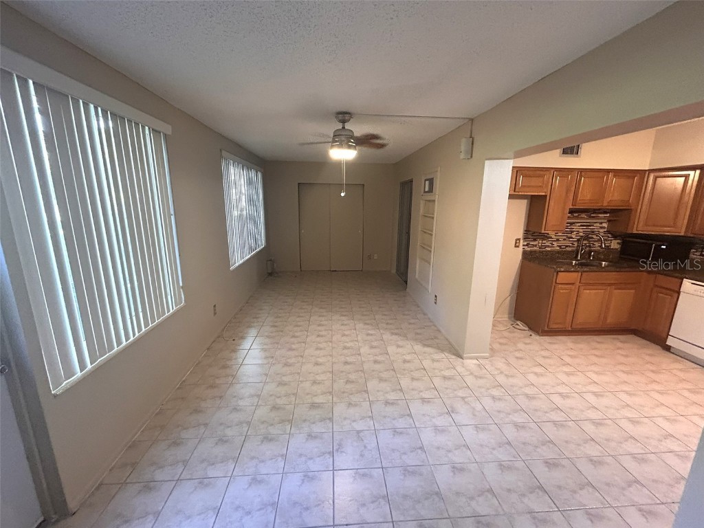 2402 Ecuadorian Way #18 Clearwater FL 33763 TB8433539 image14