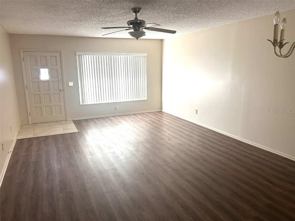 2402 Ecuadorian Way #18 Clearwater FL 33763 TB8433539 image5
