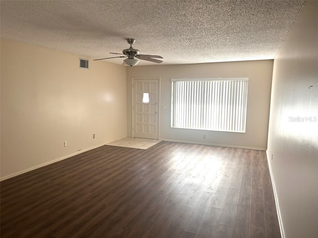 2402 Ecuadorian Way #18 Clearwater FL 33763 TB8433539 image6