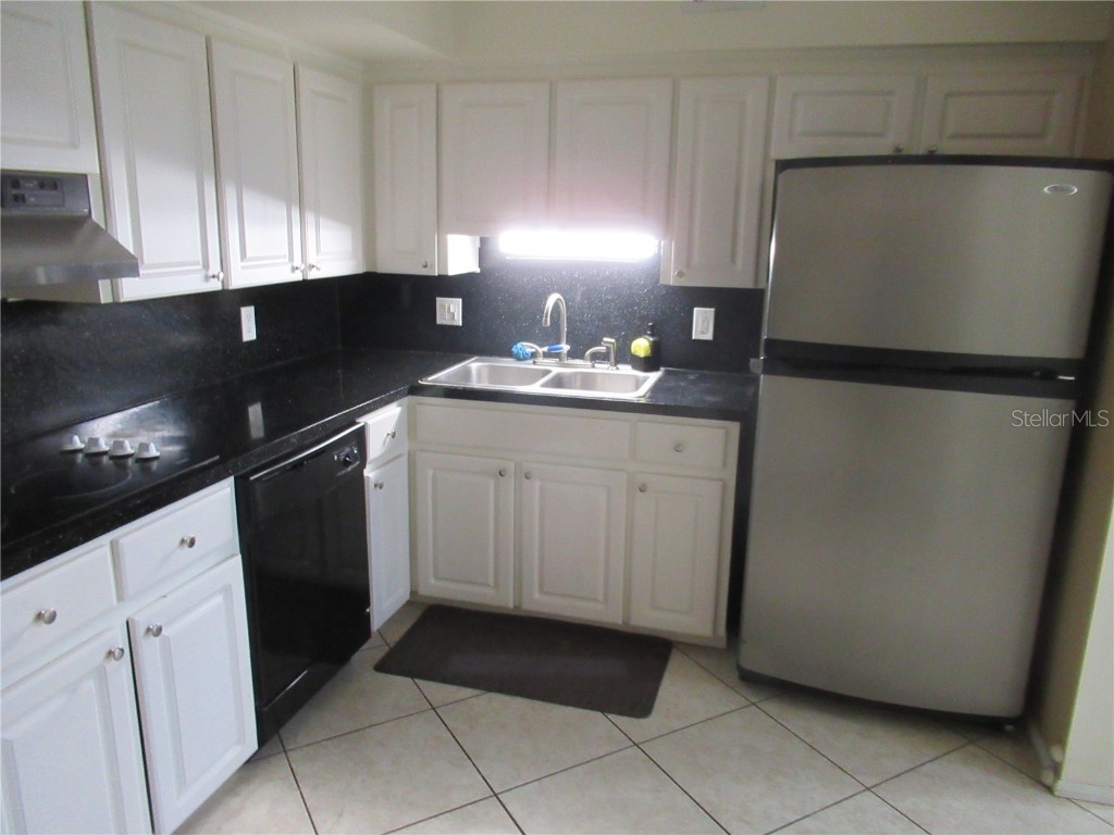 2402 Ecuadorian Way #8 Clearwater FL 33763 TB8451613 image7