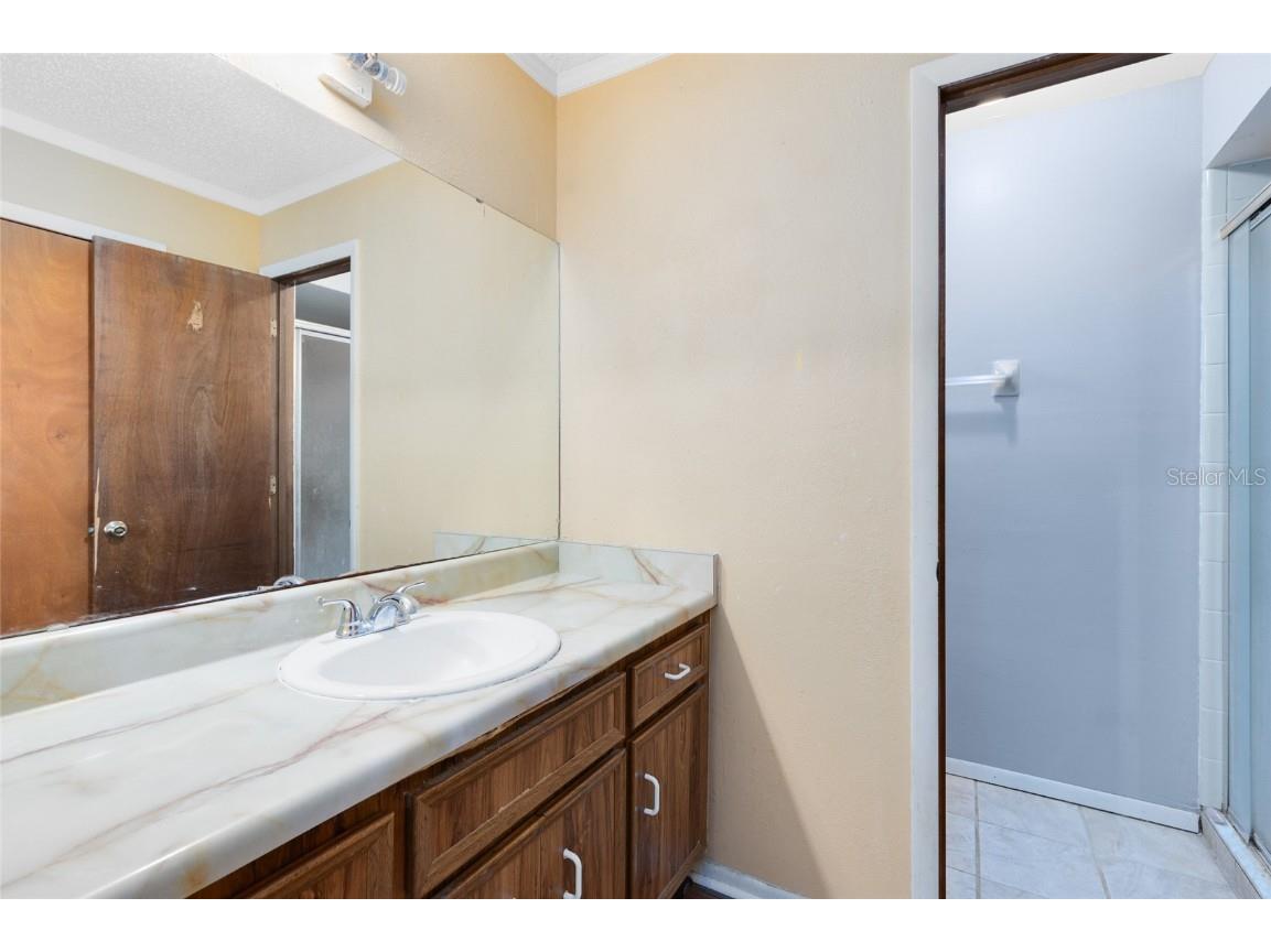 2402 Franklin Drive Kissimmee FL 34744 O6343498 image13