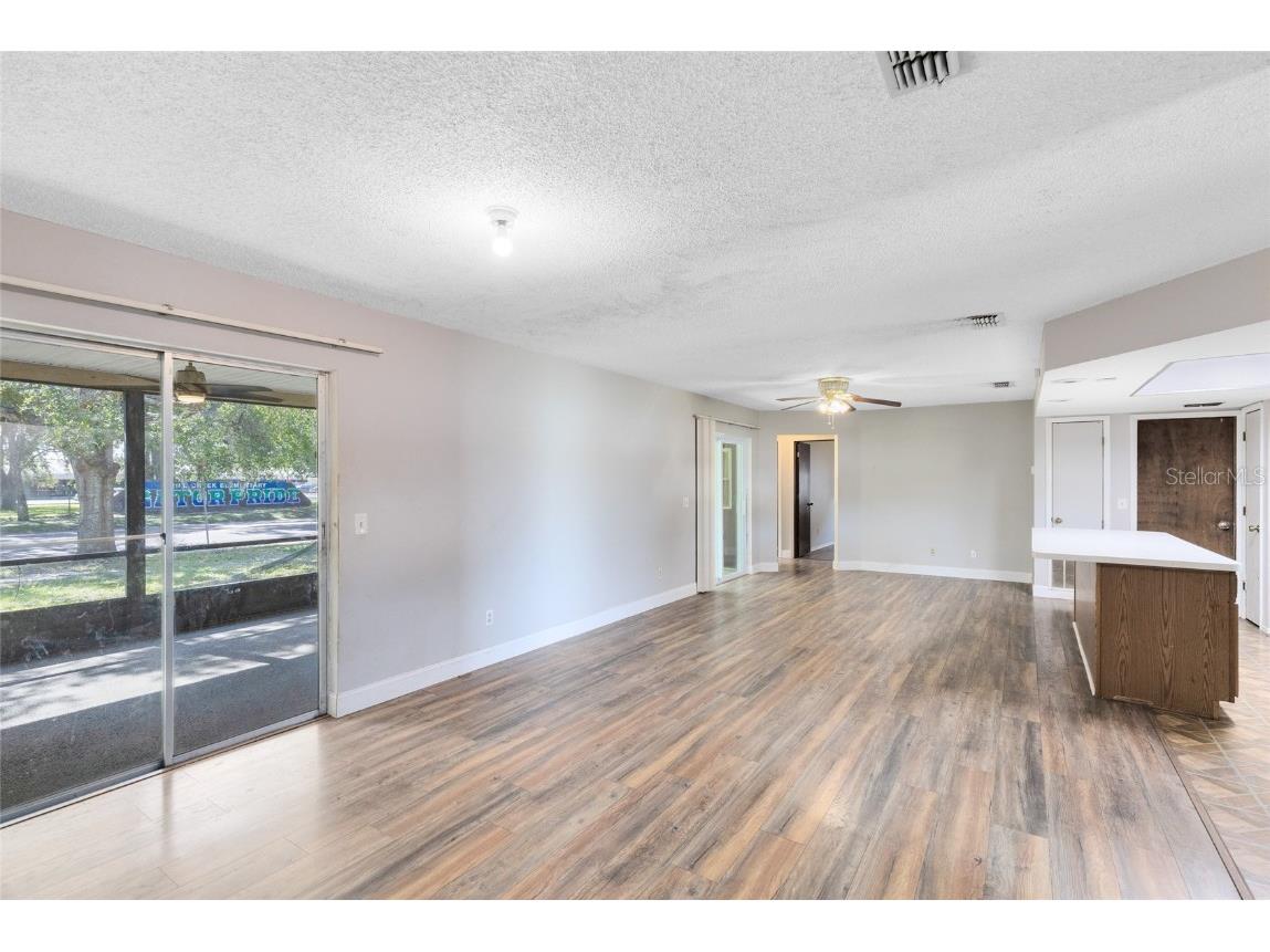 2402 Franklin Drive Kissimmee FL 34744 O6343498 image6