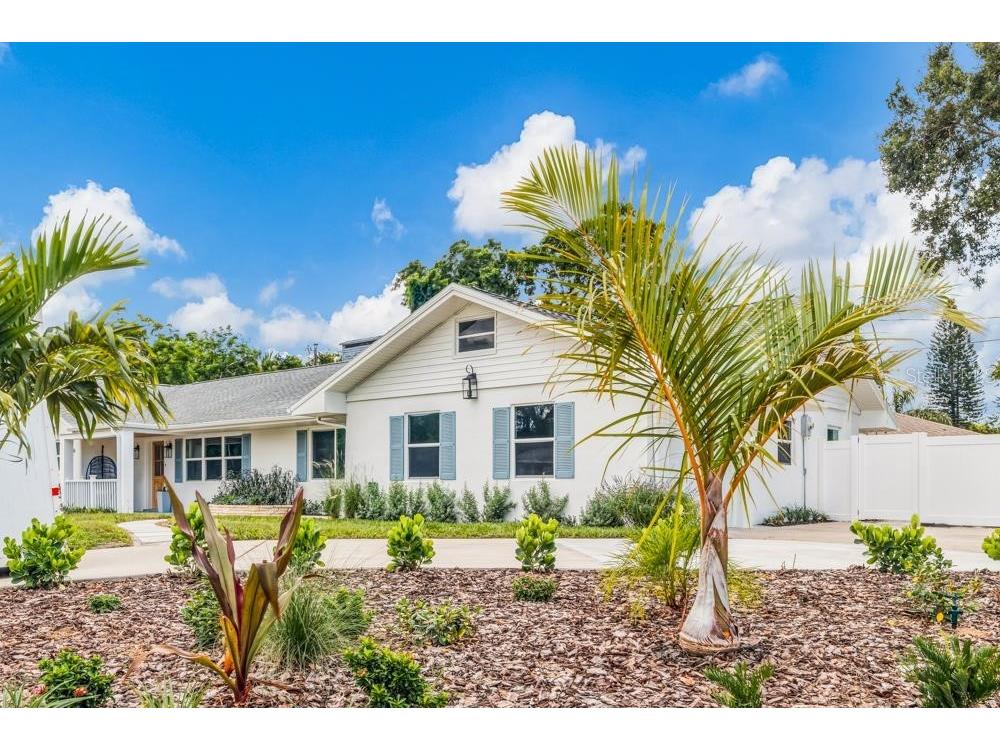 2402 Goldenrod Street Sarasota FL 34239 A4582594 image1