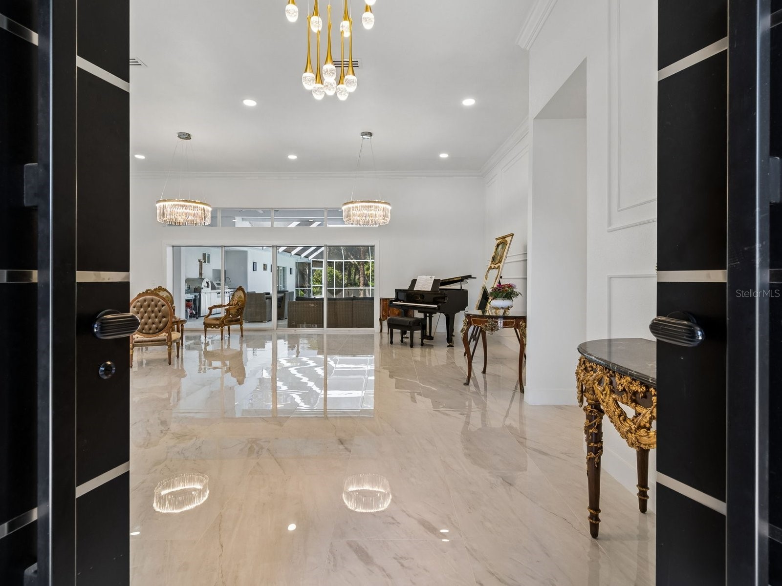 2402 Huntington Boulevard Safety Harbor FL 34695 TB8510708 image10
