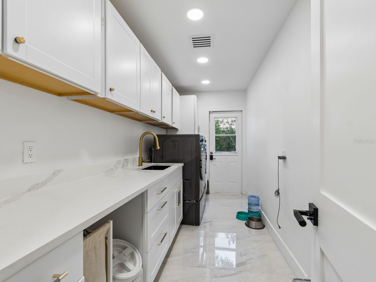 2402 Huntington Boulevard Safety Harbor FL 34695 TB8510708 image50