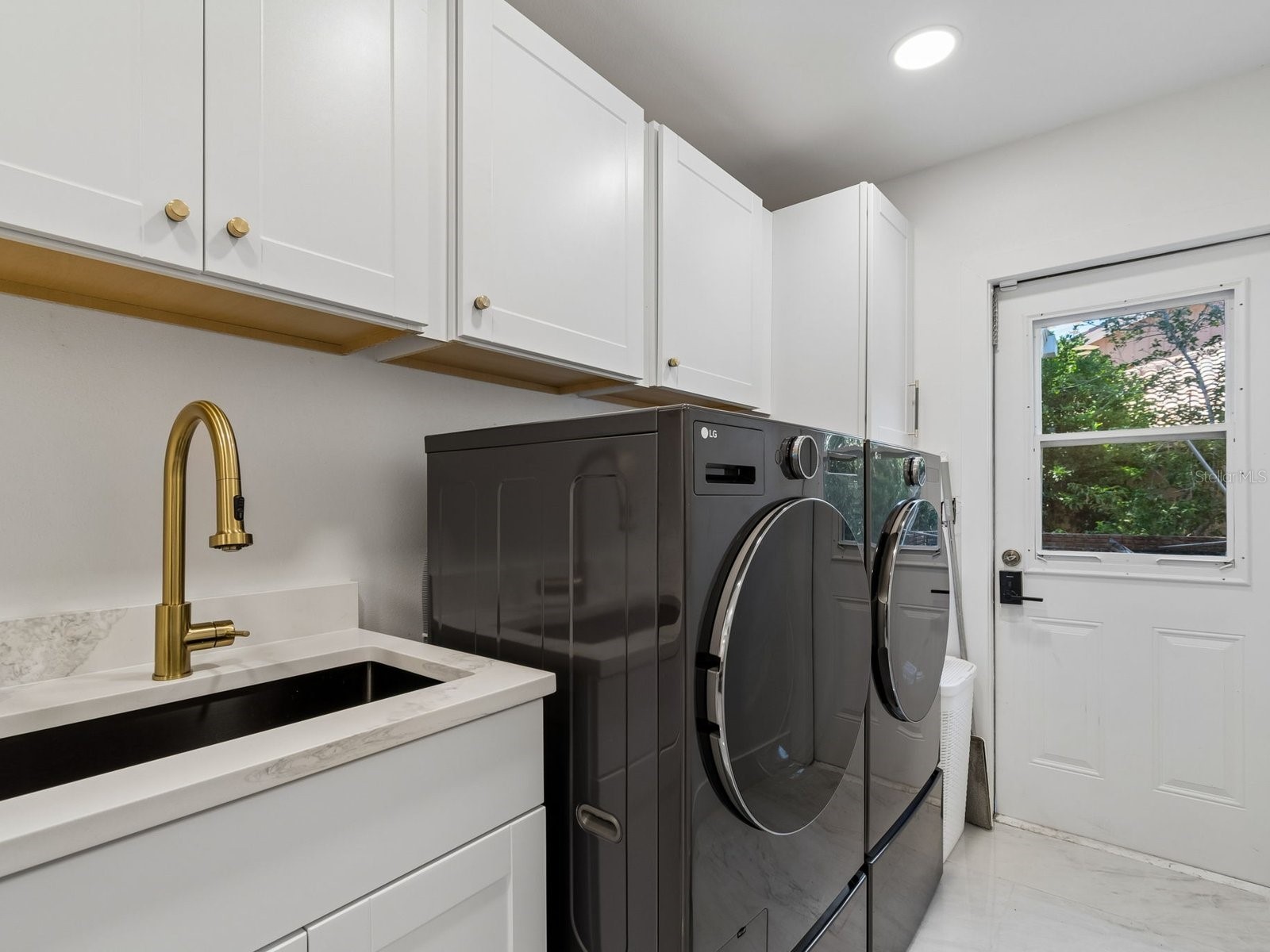 2402 Huntington Boulevard Safety Harbor FL 34695 TB8510708 image51