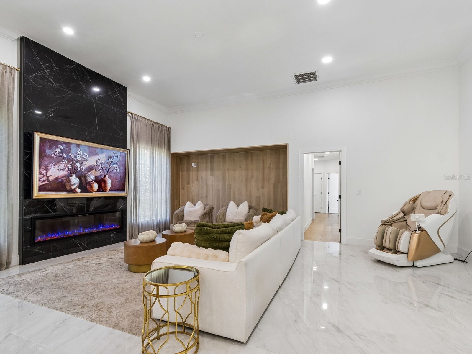 2402 Huntington Boulevard Safety Harbor FL 34695 TB8510708 image52