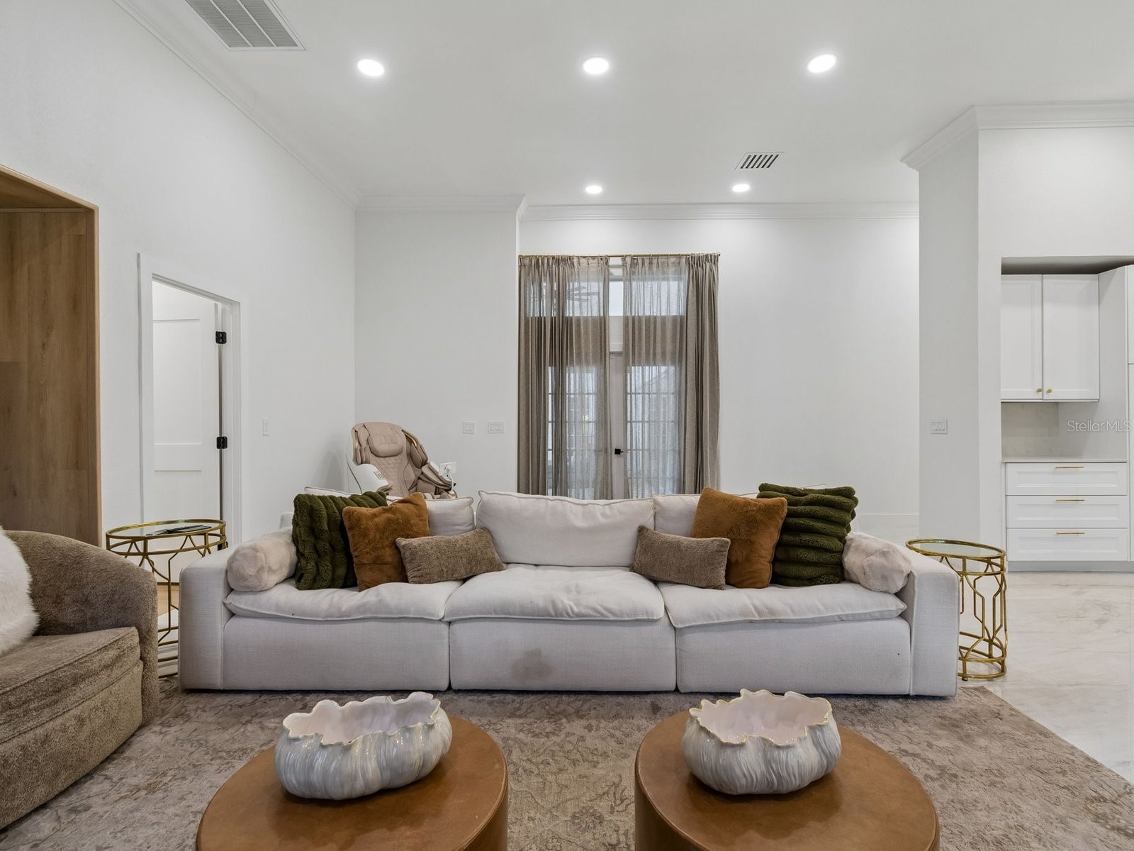 2402 Huntington Boulevard Safety Harbor FL 34695 TB8510708 image54