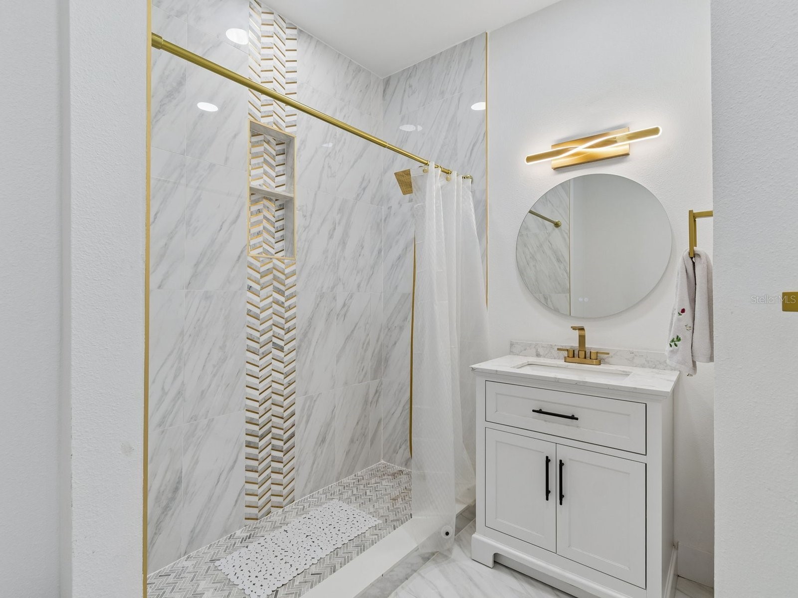 2402 Huntington Boulevard Safety Harbor FL 34695 TB8510708 image67