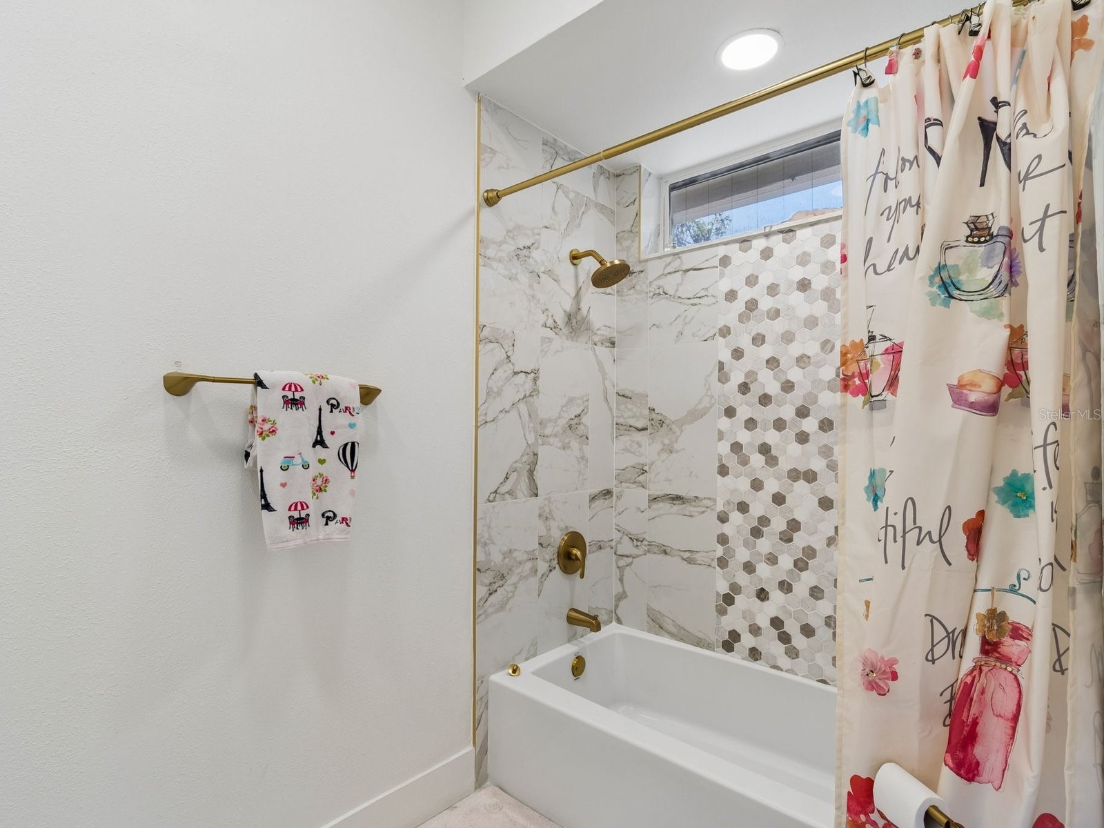 2402 Huntington Boulevard Safety Harbor FL 34695 TB8510708 image71