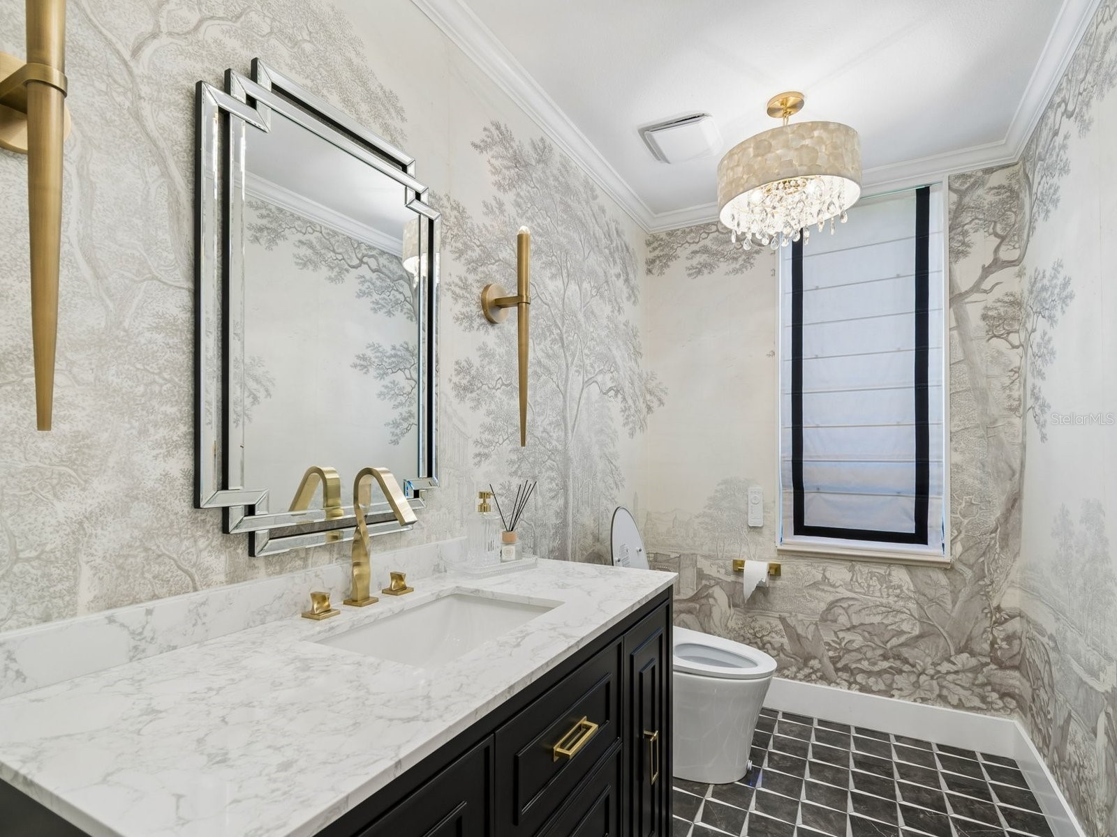 2402 Huntington Boulevard Safety Harbor FL 34695 TB8510708 image78