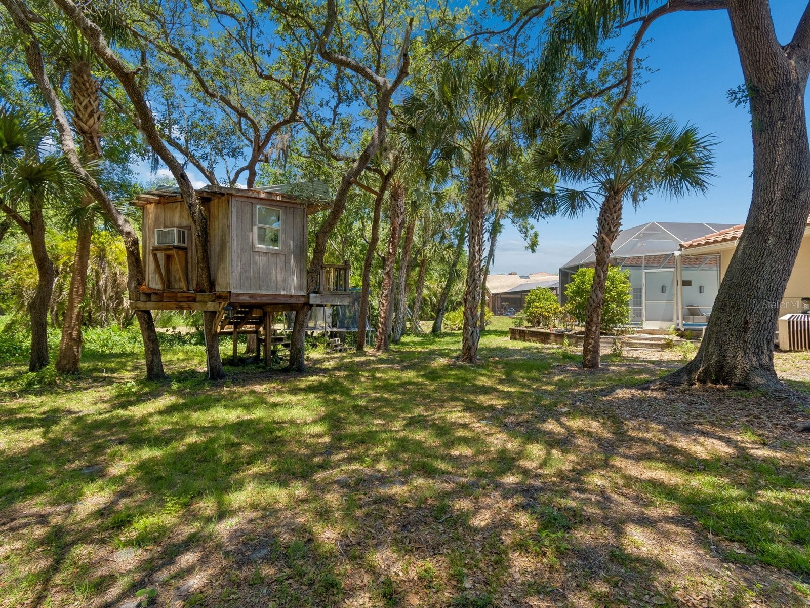 2402 Huntington Boulevard Safety Harbor FL 34695 TB8510708 image91