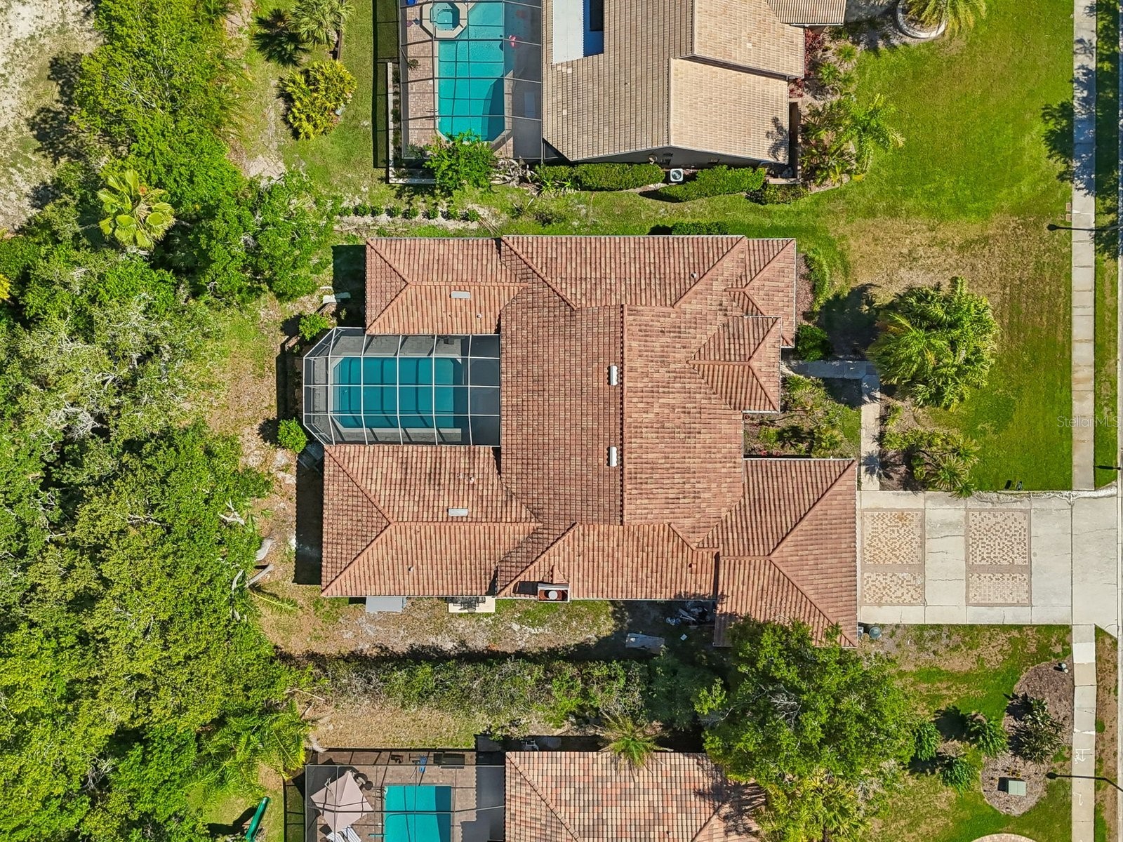 2402 Huntington Boulevard Safety Harbor FL 34695 TB8510708 image94