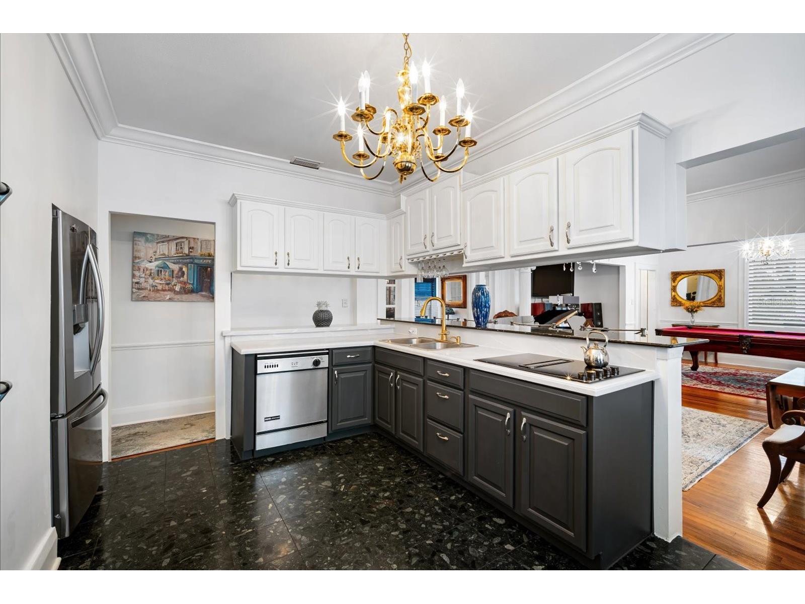 2402 N Ridgewood Avenue Tampa FL 33602 TB8440288 image23