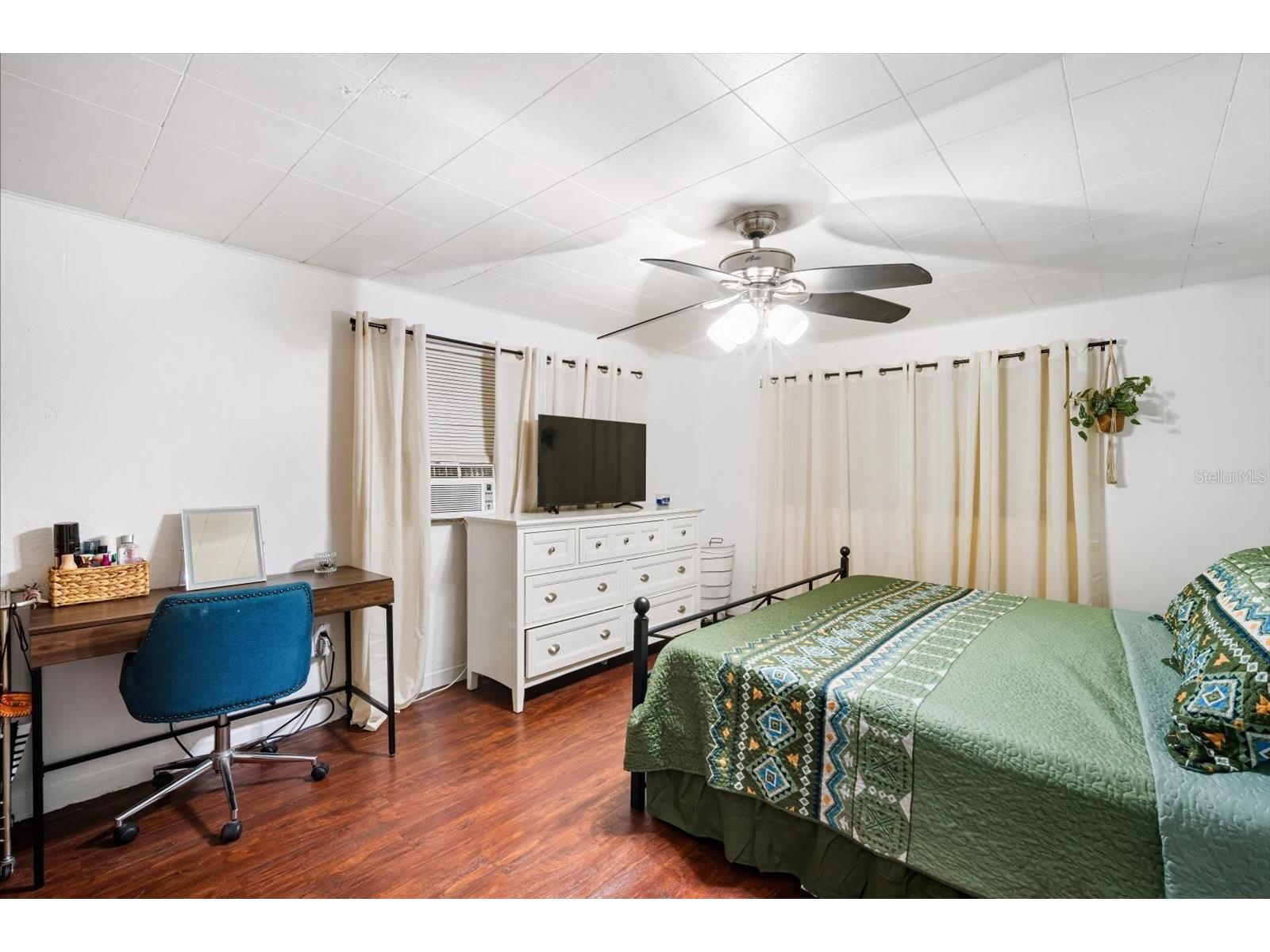 2402 N Ridgewood Avenue Tampa FL 33602 TB8440288 image39