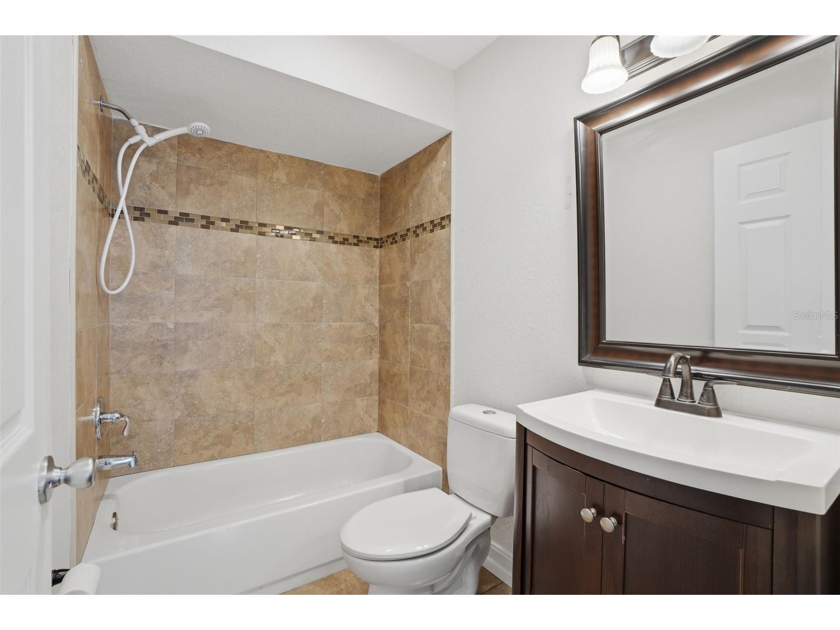 2402 Northlake Drive #2402 Sanford FL 32773 O6411991 image25