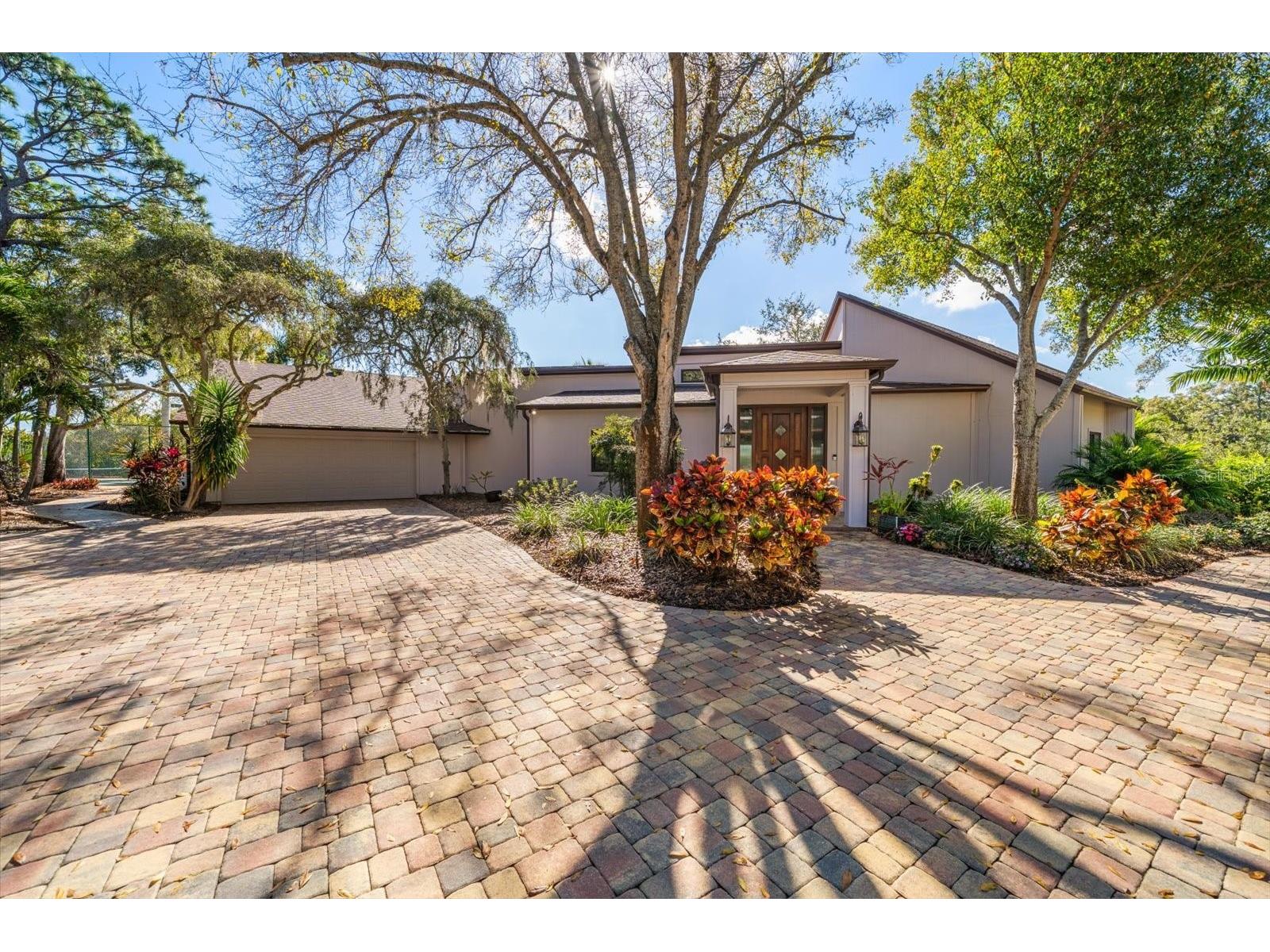 2402 Pine Hammock Clearwater FL 33764 TB8463686 image2