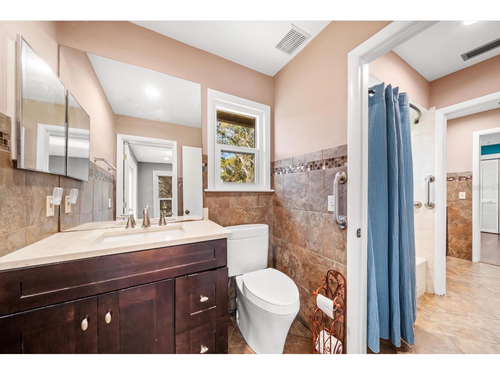 2402 Pine Hammock Clearwater FL 33764 TB8463686 image48