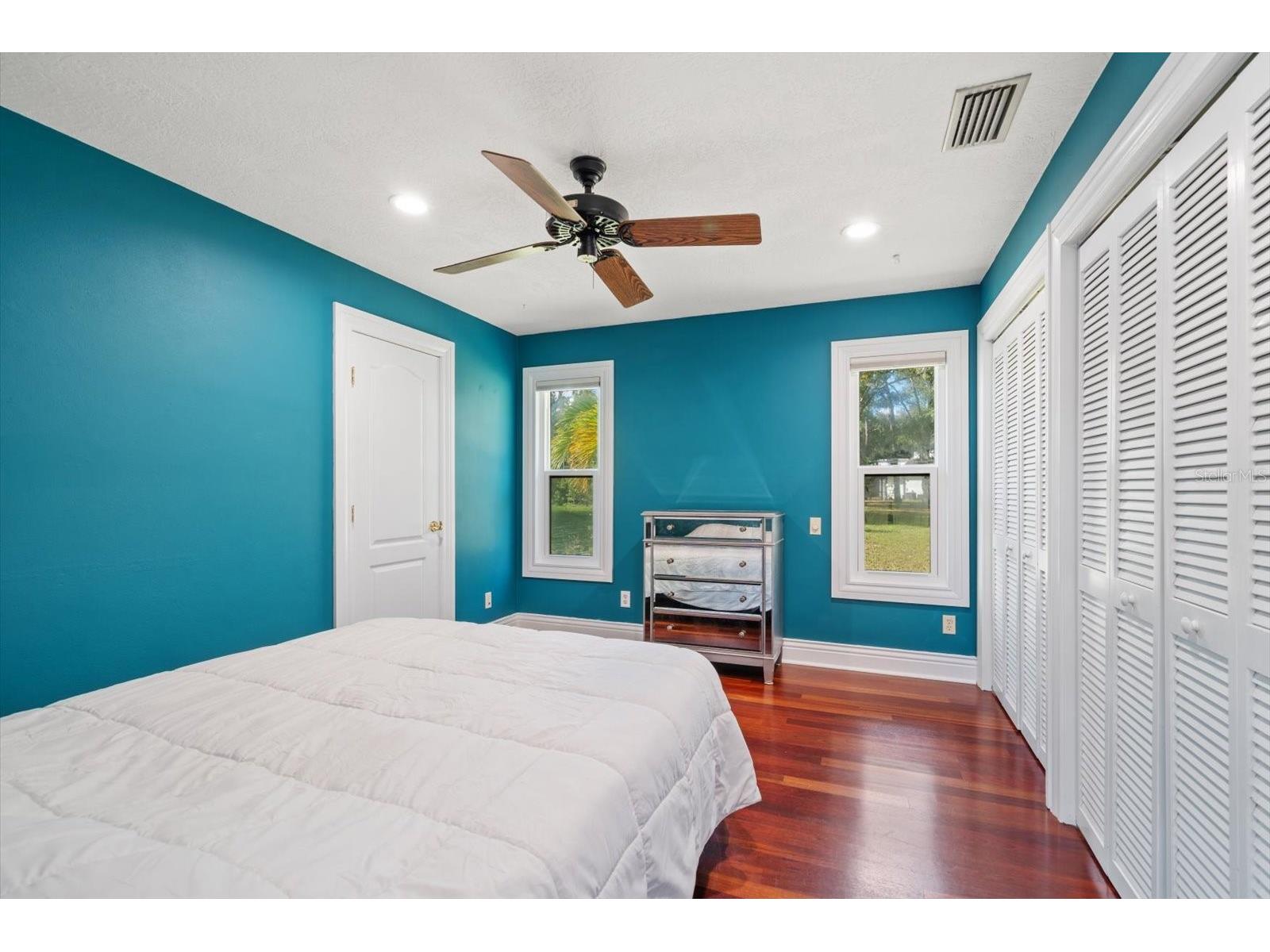 2402 Pine Hammock Clearwater FL 33764 TB8463686 image53