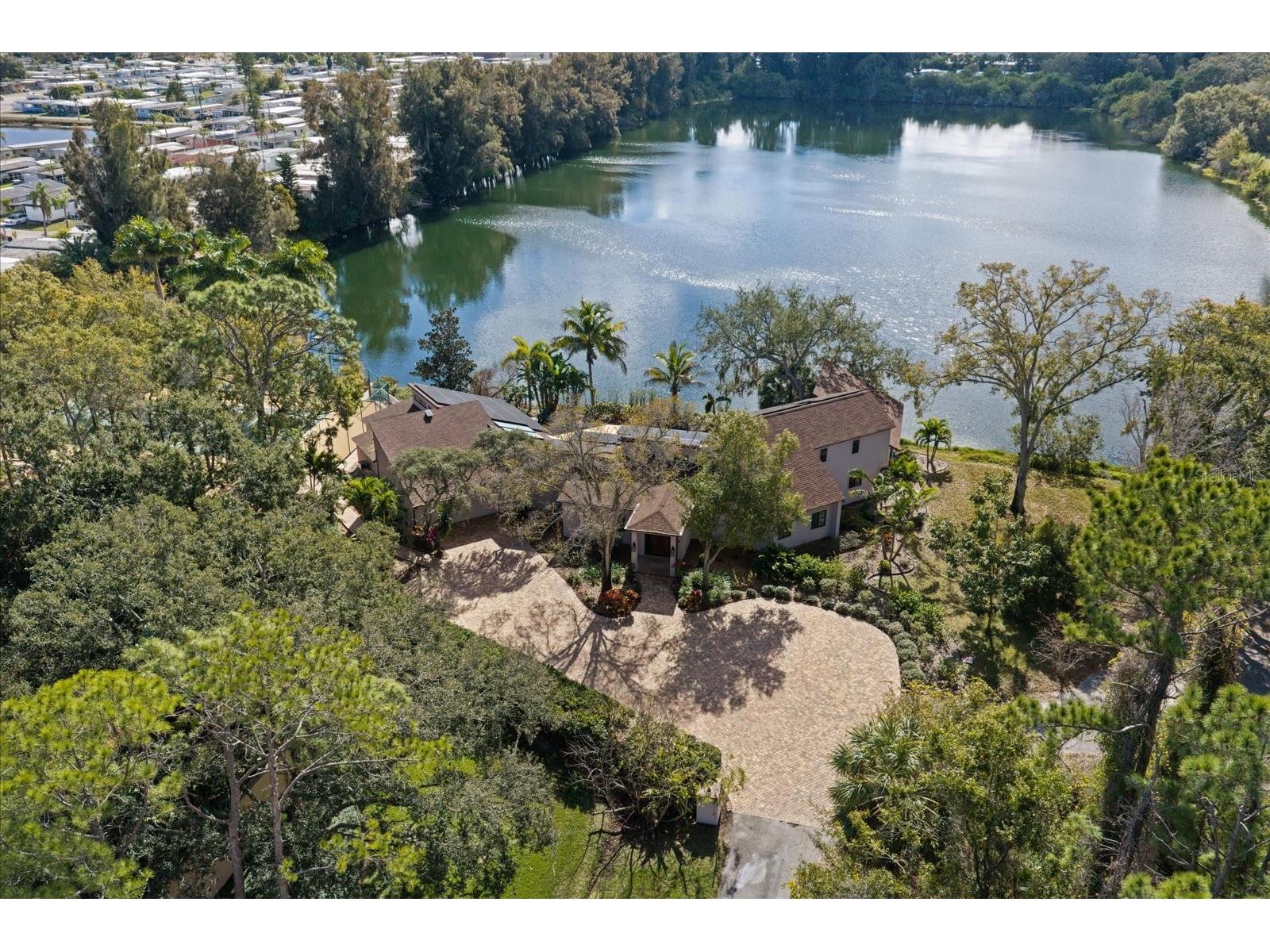 2402 Pine Hammock Clearwater FL 33764 TB8463686 image80