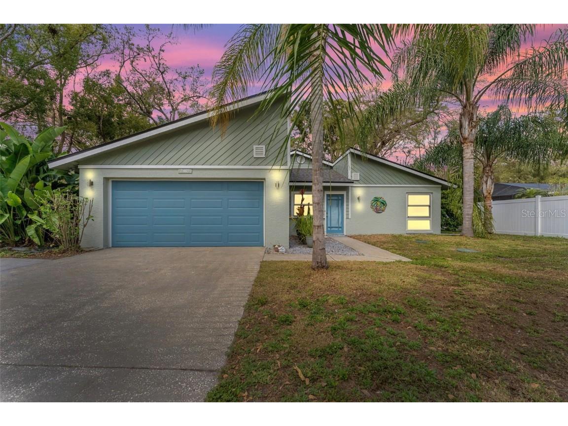2402 Regal Drive Lutz FL 33549 TB8358135 image1