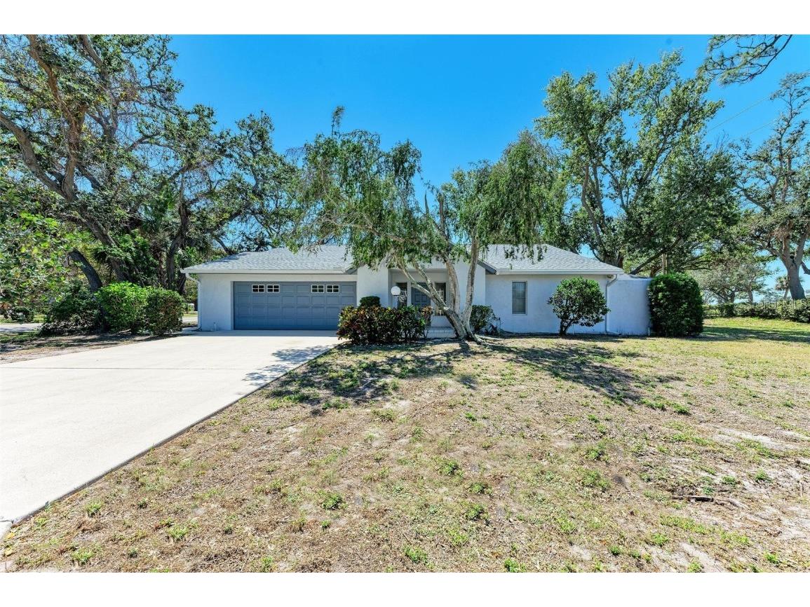 2402 Scenic Drive Venice FL 34293 A4643511 image1