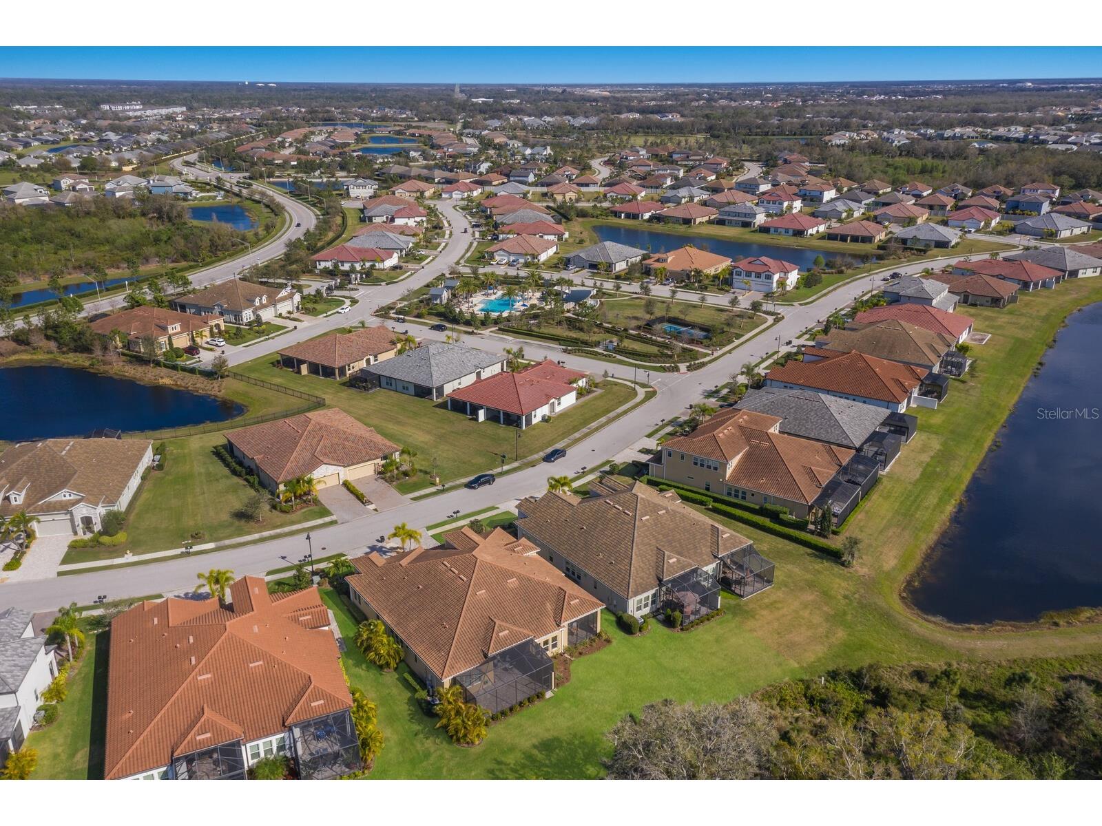 2402 Starwood Court Lakewood Ranch FL 34211 A4679505 image41