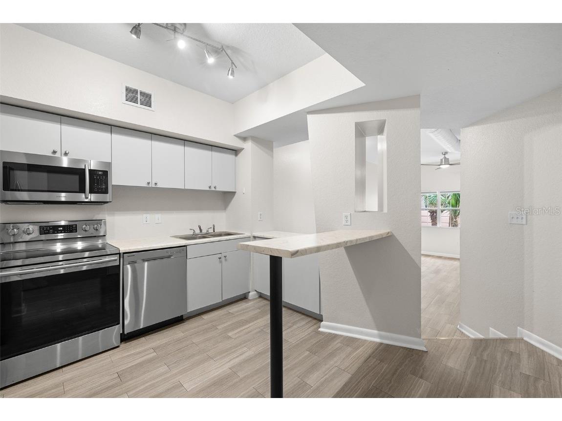 2402 W Azeele Street #431 Tampa FL 33609 TB8454656 image4