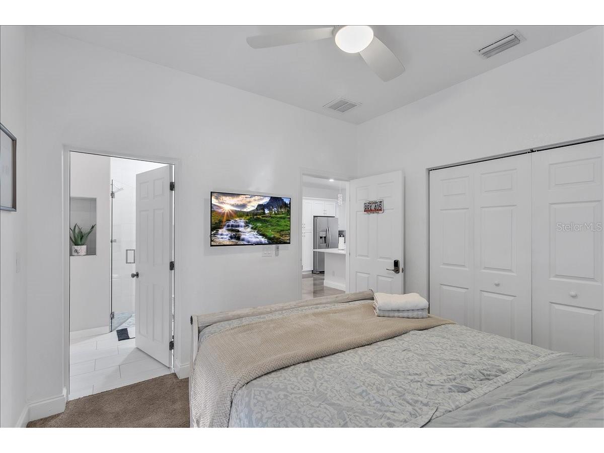 2402 W Fig Street Tampa FL 33609 TB8525997 image15