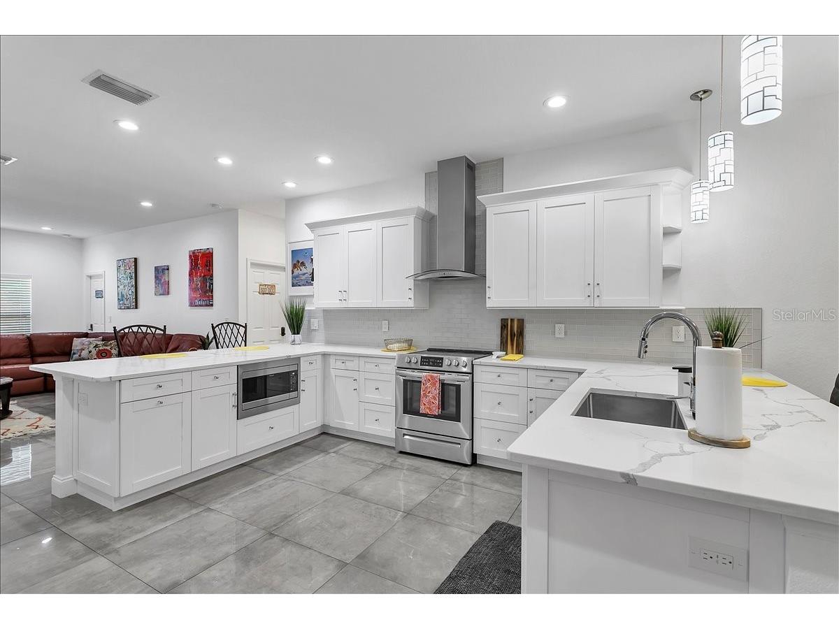 2402 W Fig Street Tampa FL 33609 TB8525997 image27