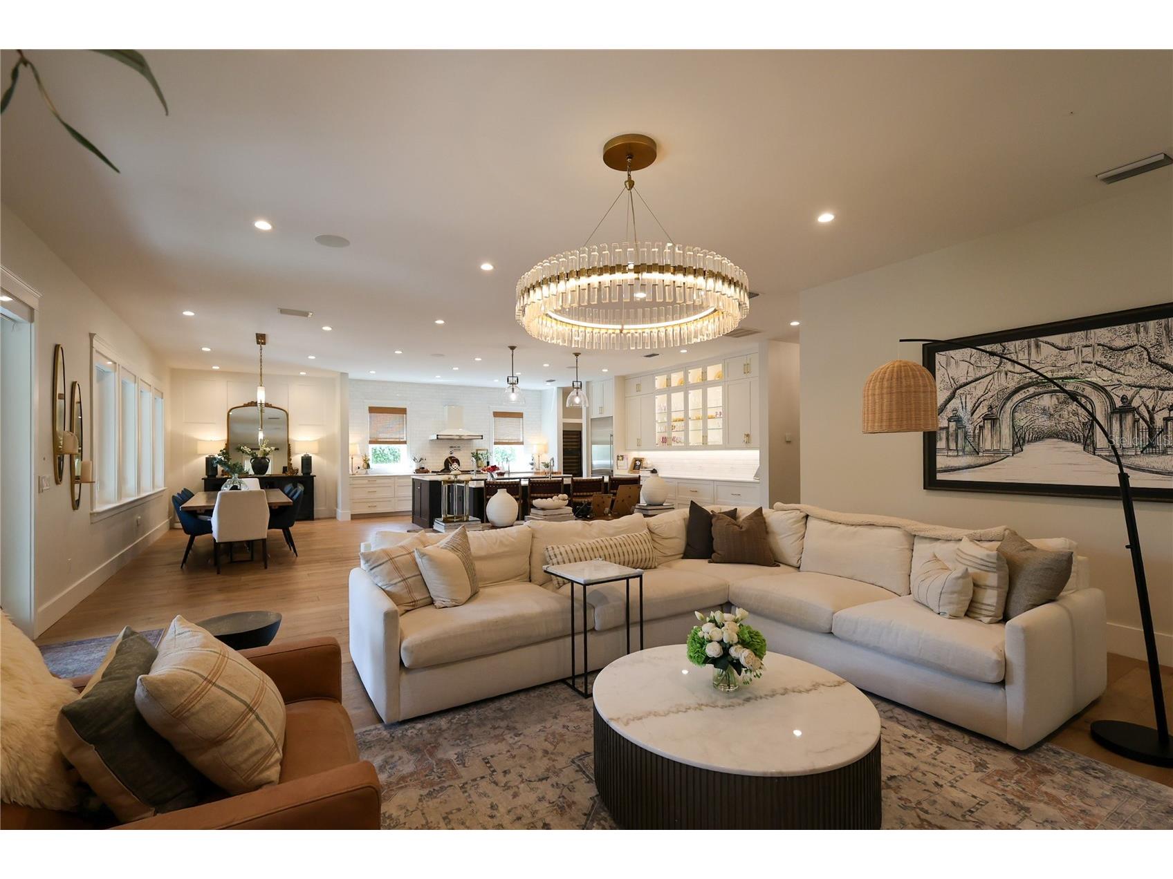 2402 W Parkland Boulevard Tampa FL 33609 TB8492227 image11
