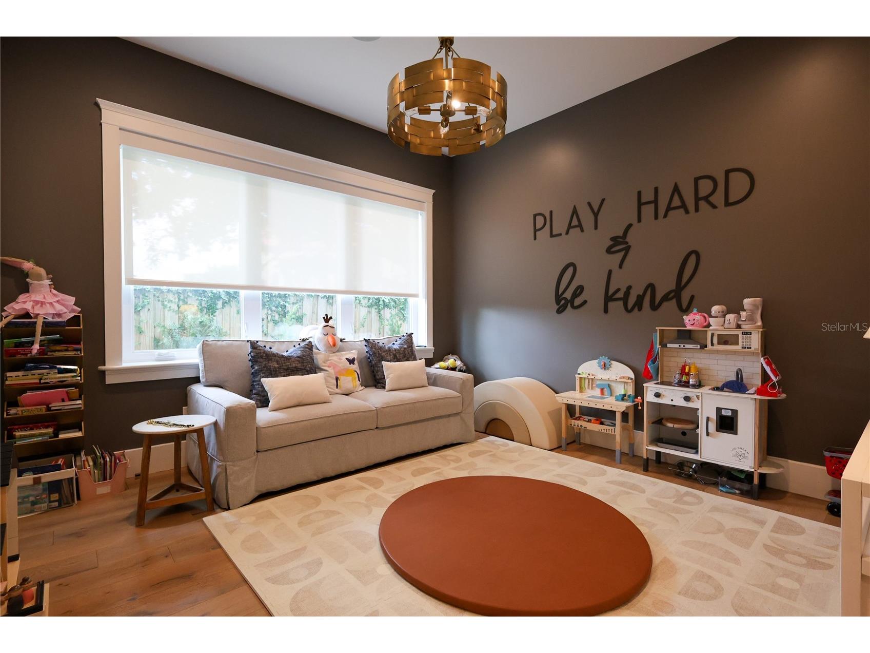 2402 W Parkland Boulevard Tampa FL 33609 TB8492227 image20